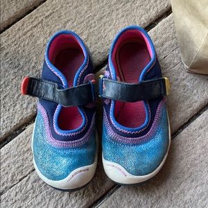 Plae EMME shimmer size 10